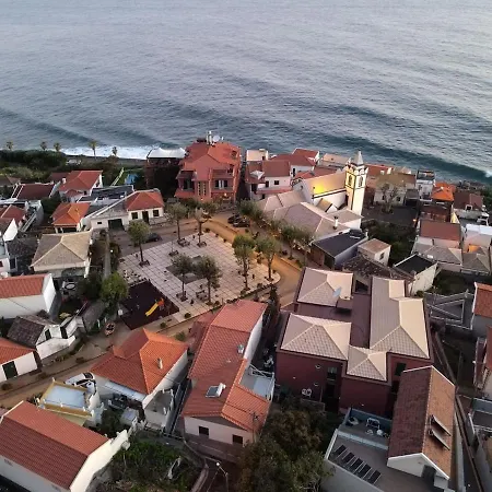 Lowtide 0 Modern 1-bedroom With Sea View Apartment